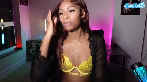 lovenzia CamSoda 19-04-2023